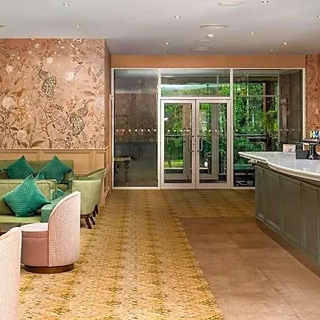 Castle & Hotel 4*
