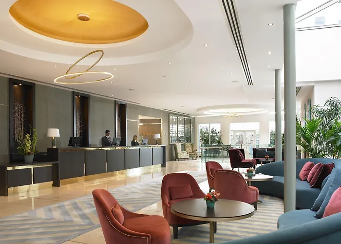 邓博因城堡spa酒店 酒店